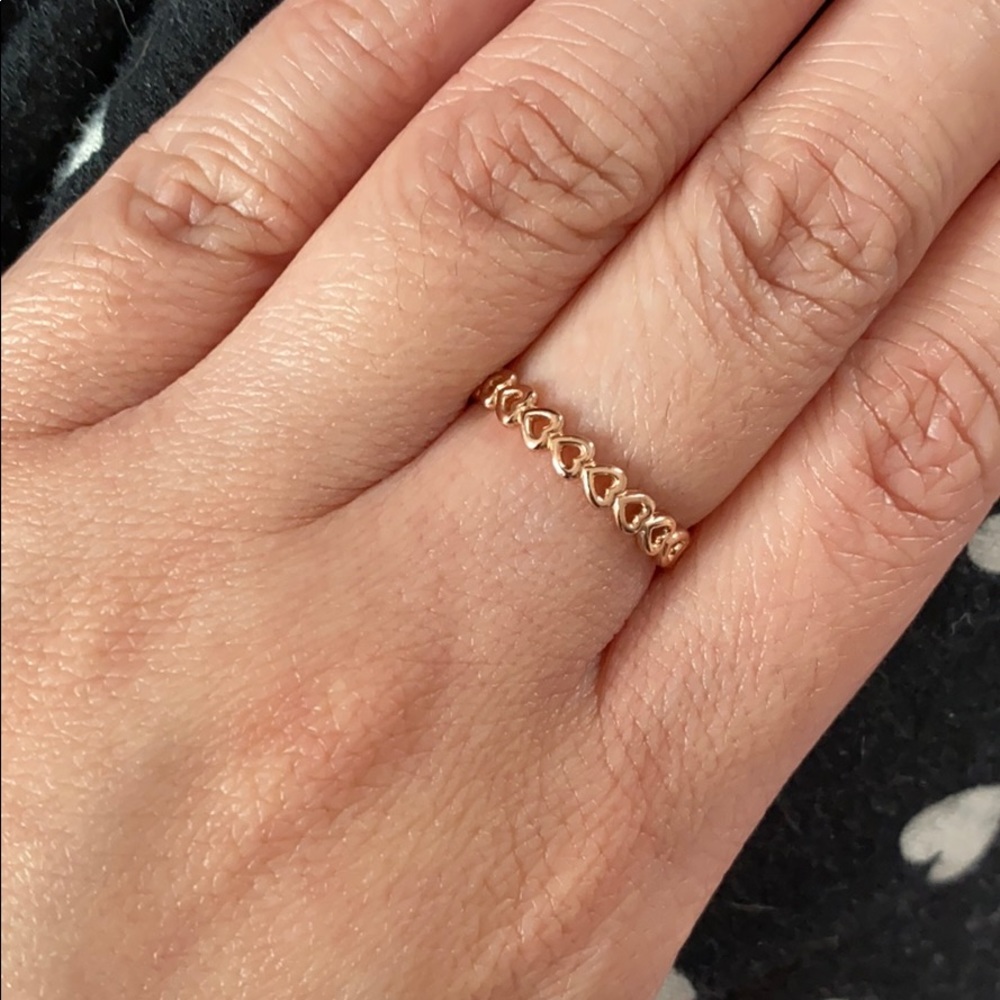 Pandora rose linked love